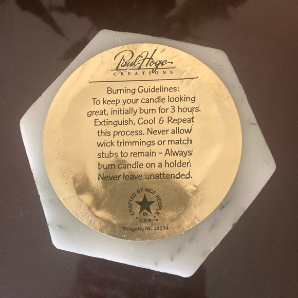 Holiday candle - Picture 4 of 6